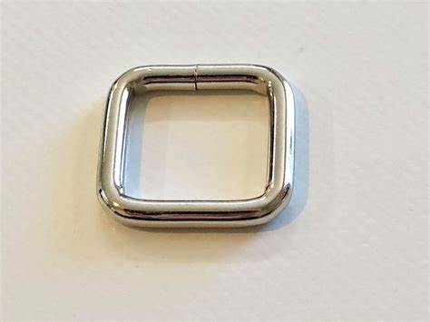 Square ring 32mm silver 4mm x 32 x20