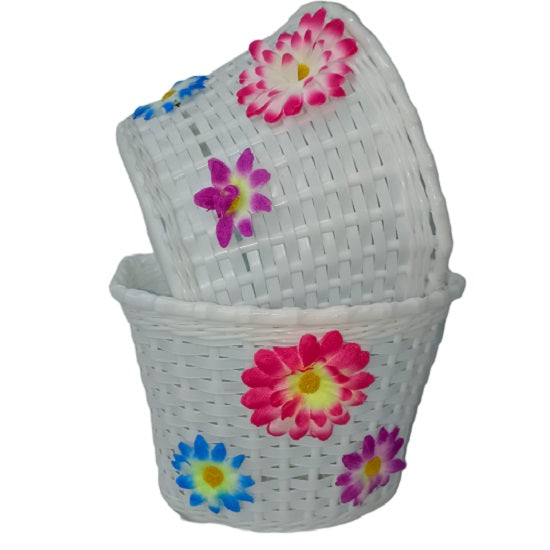 Front basket kiddies white woven