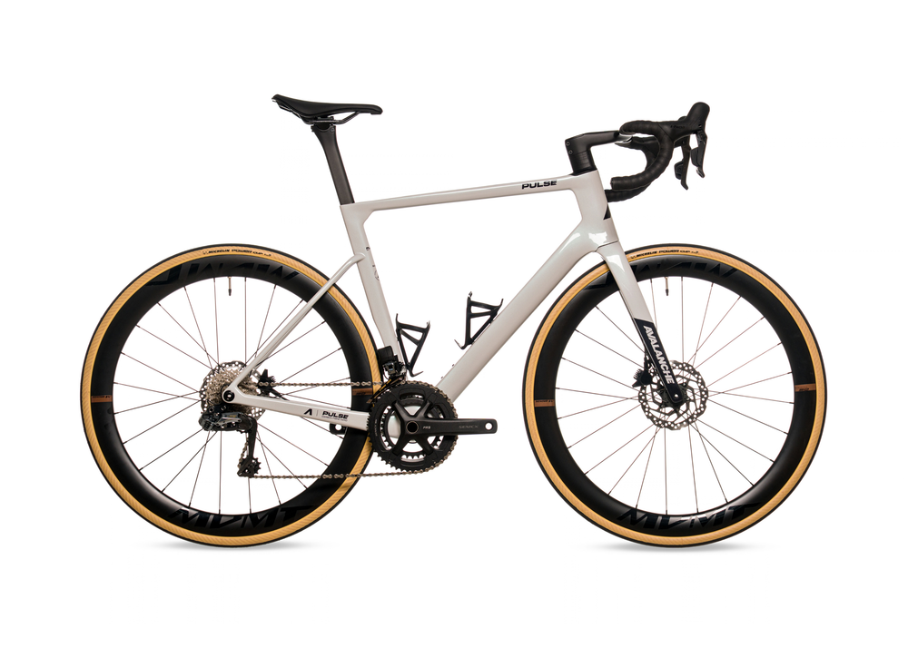 Avalanche Pulse Pearl Black