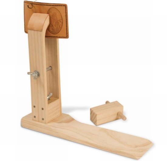 Ivan or tandy pro lacing and stiching pony