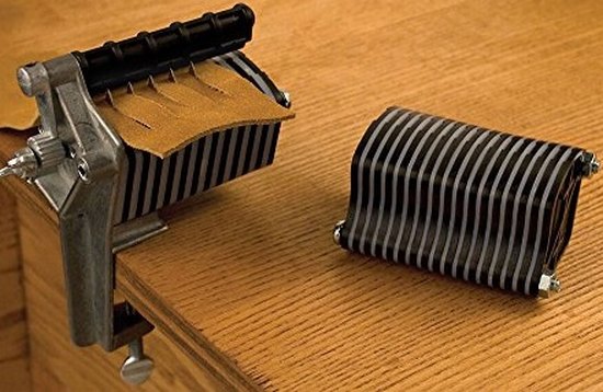 Ivan or tandy tabletop lace cutter