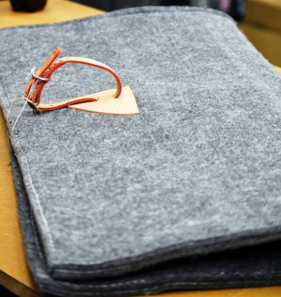 NUMNAH FELT 70 X 70 CM GREY THICK FELT