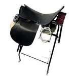 Saddle military with felt