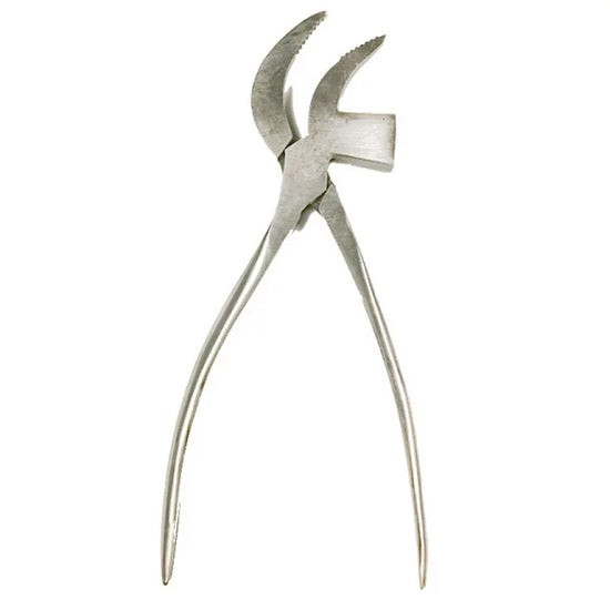 Beak plier shoemakers plier