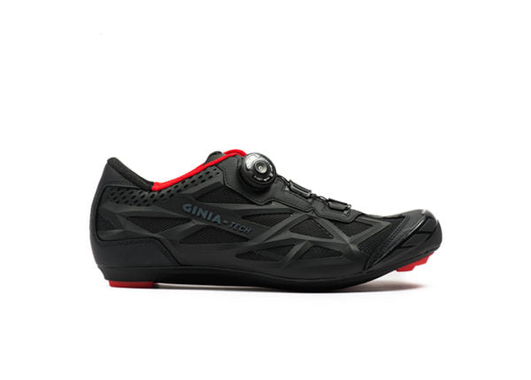 Shoes Cycling Tread Black and Red