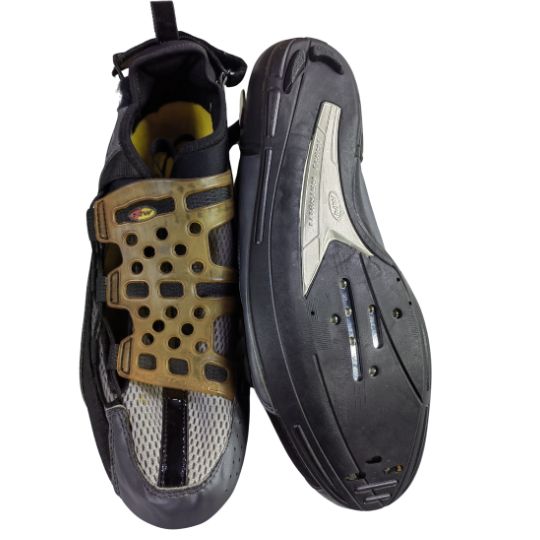 Shoes Cycling Euro 46 Silver, Grey and Orange
