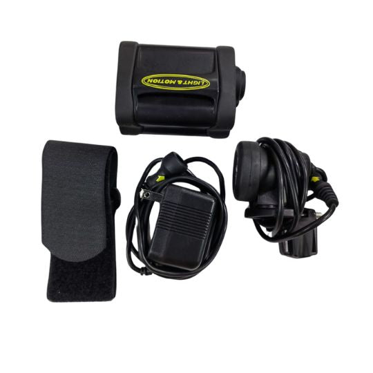 Solo Battery, Lamp, Mount and Charger Black