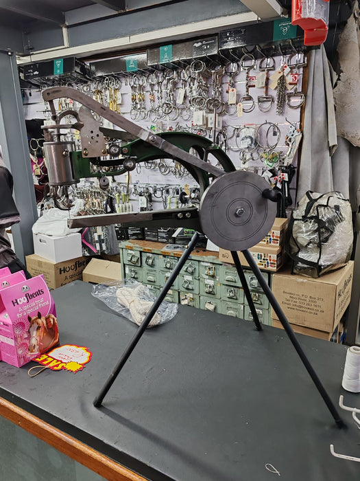 Leather shoe patching machine