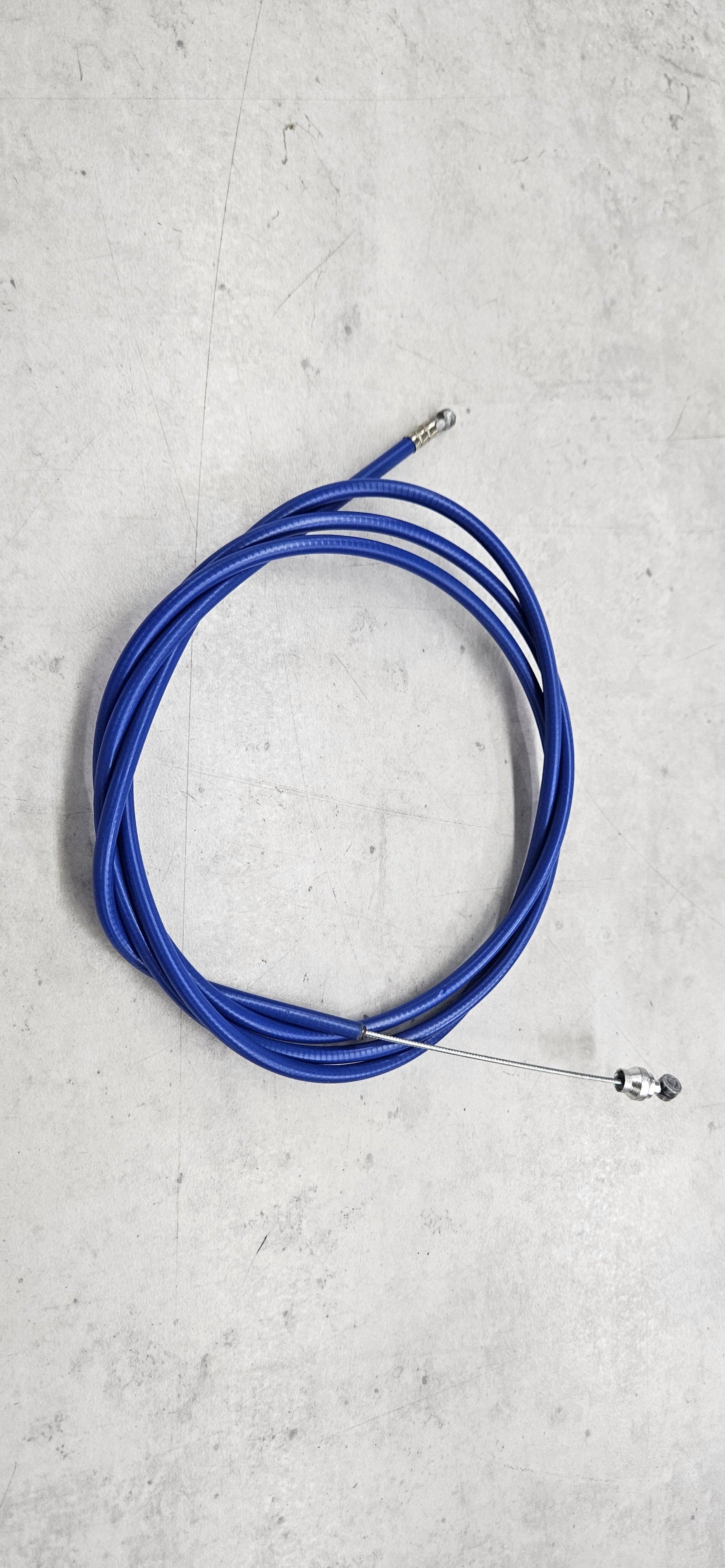 Brake cable rear blue