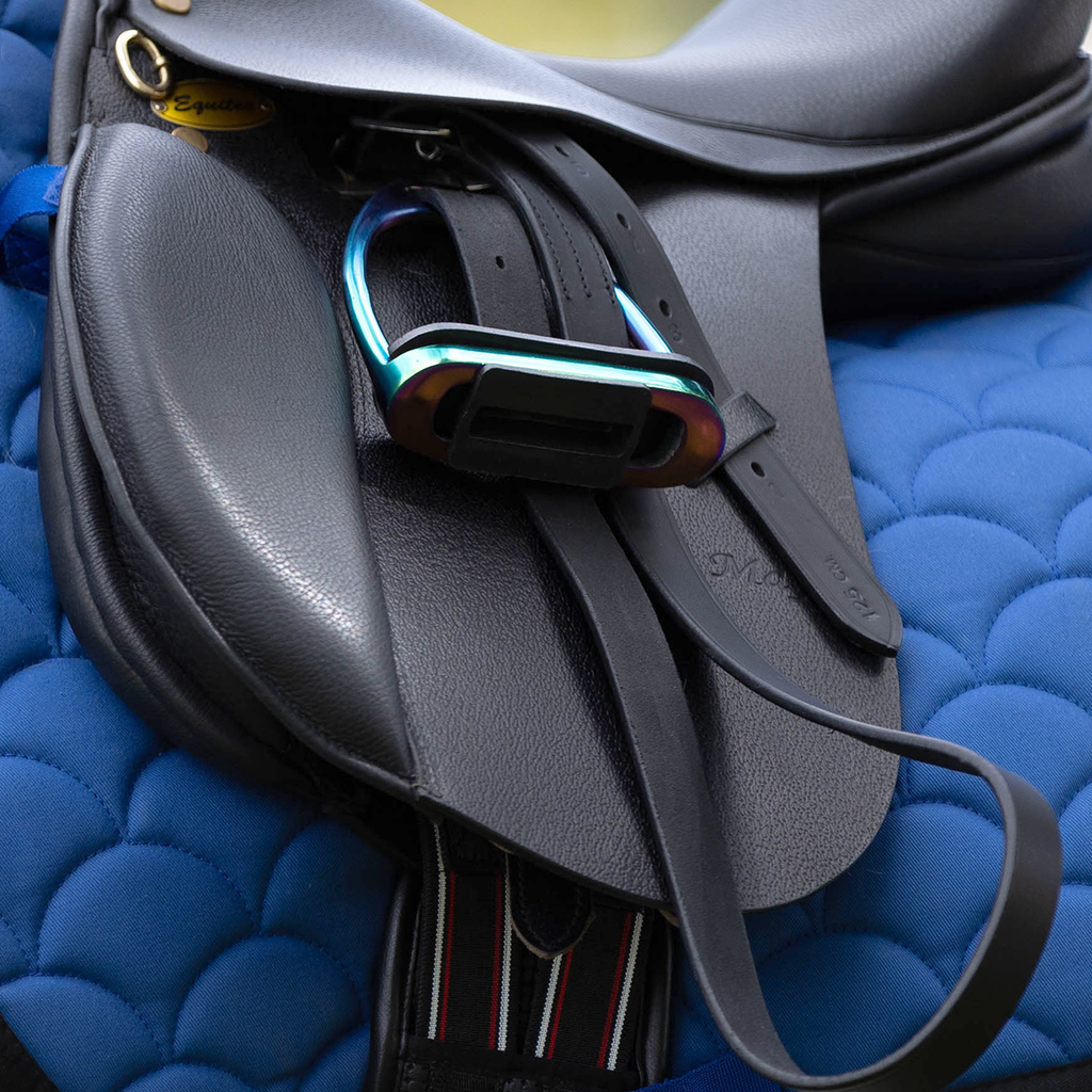 Capriole GG stirrup leathers  Black