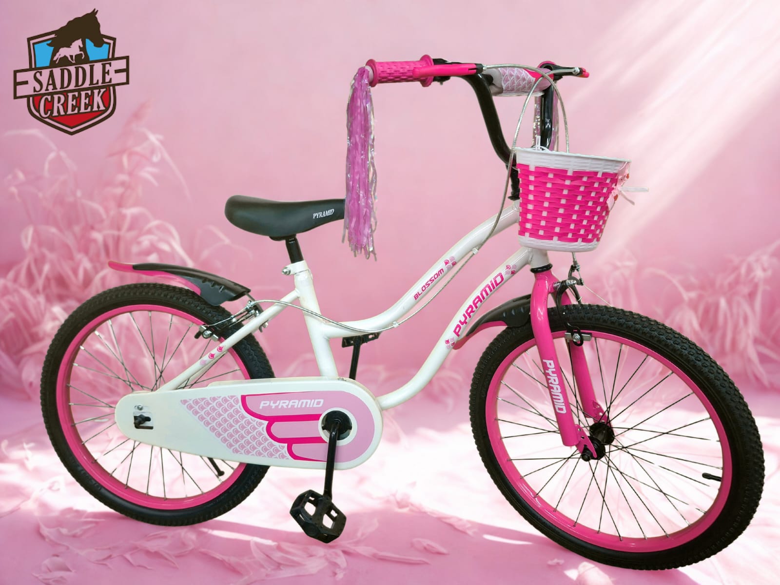 Pyramid Blossom 20" White/Pink