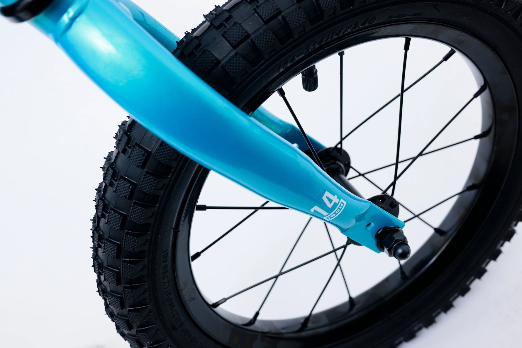Avalanche Cobble Balance Bike 14 Inch Boys Turquoise | White