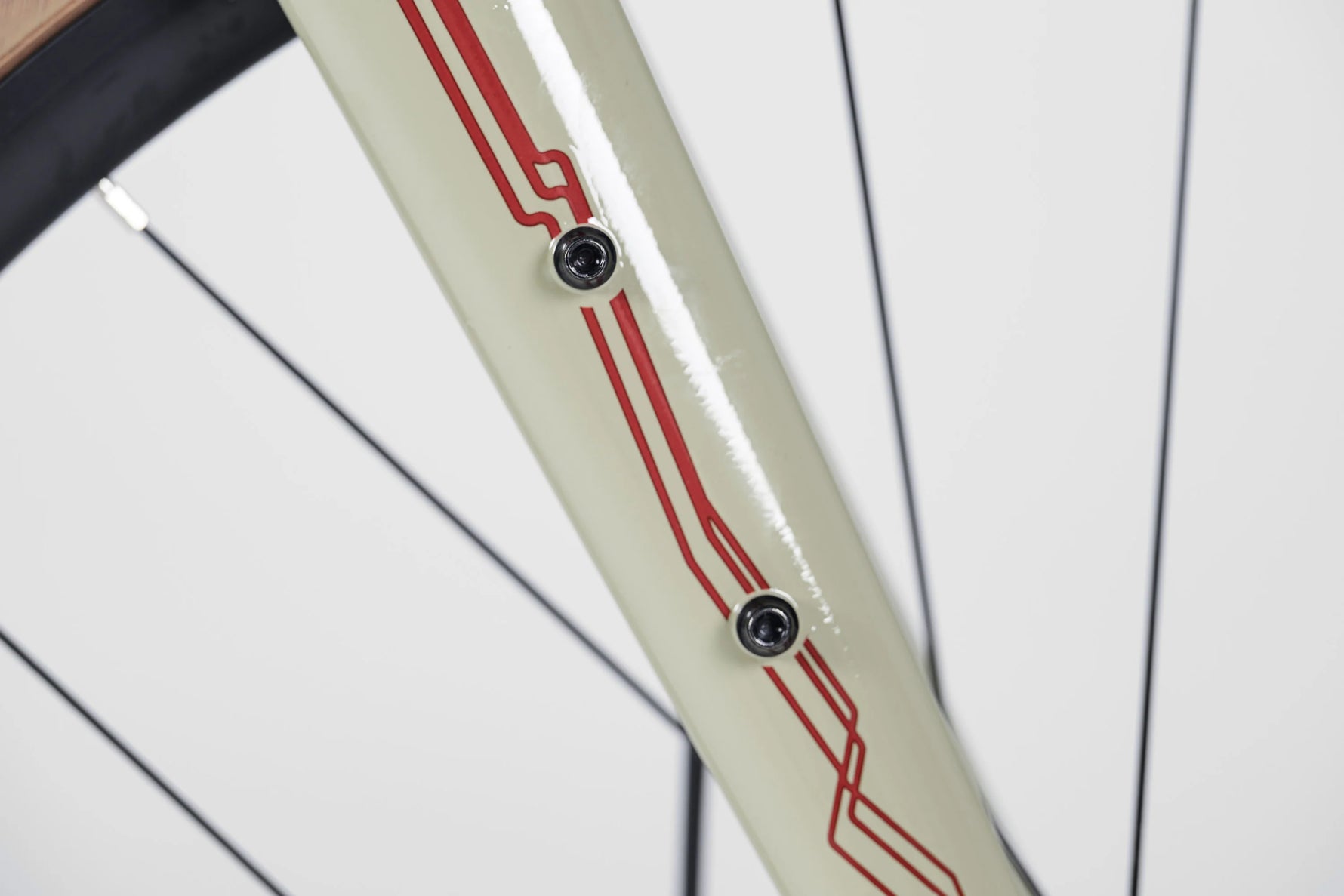 Avalanche DUST Gravel Bike - SAND/MAROON