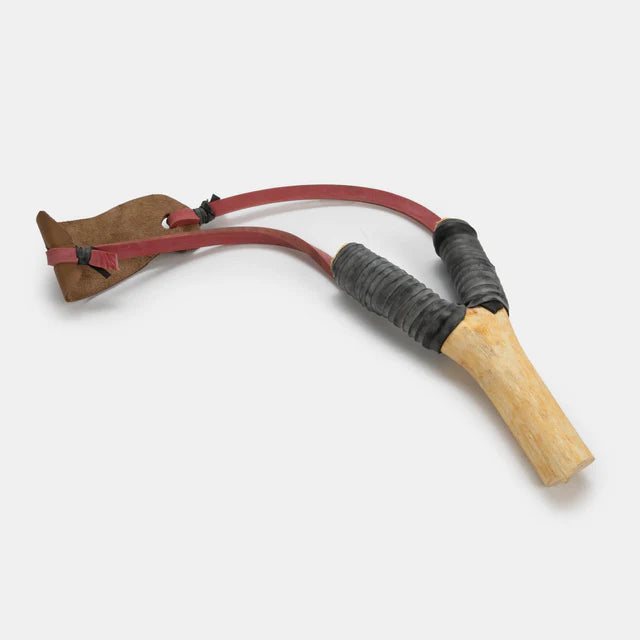 Wooden  sling shot kettie egte haas rek kettie kettie rek