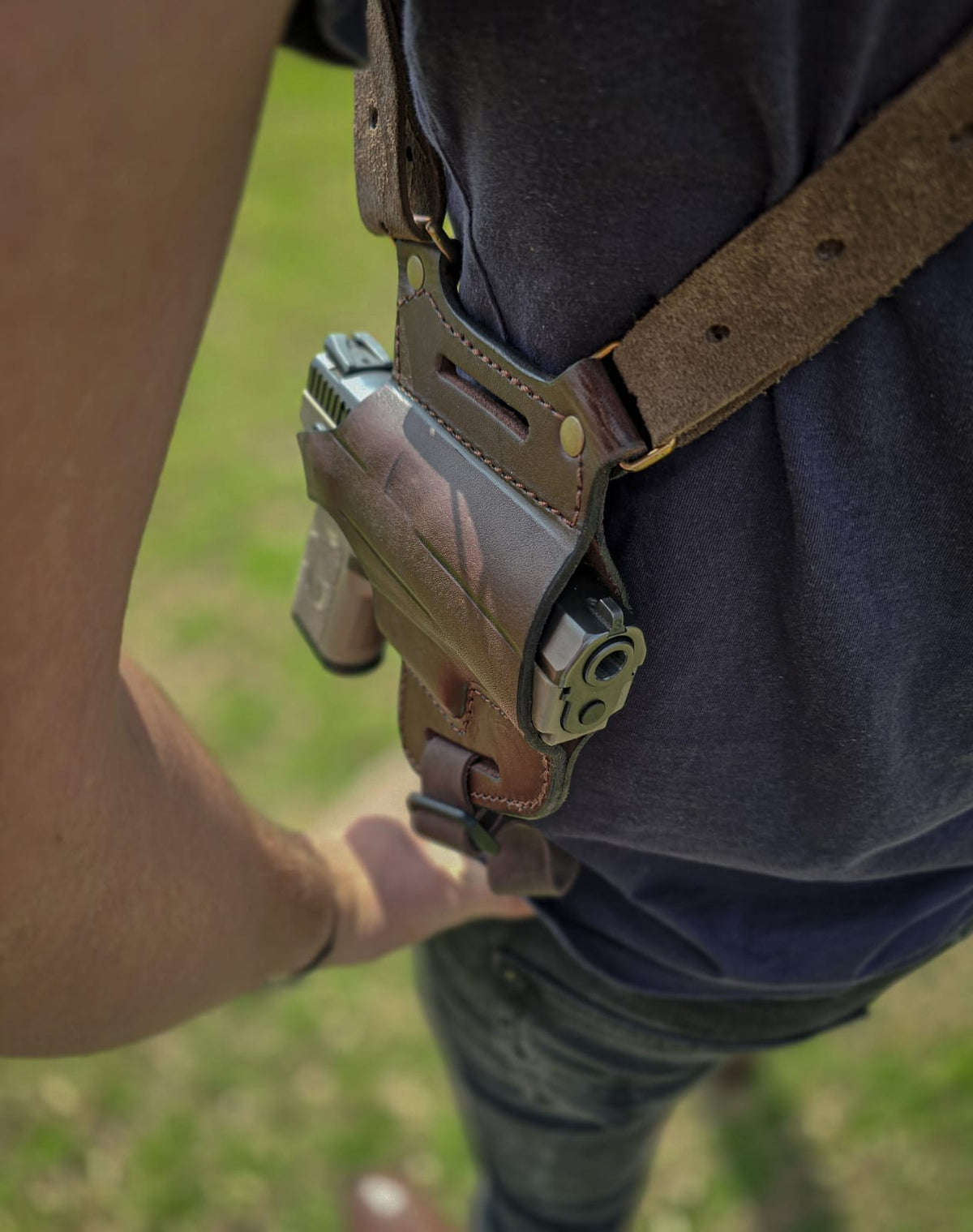 JACKASS SHOULDER HOLSTER