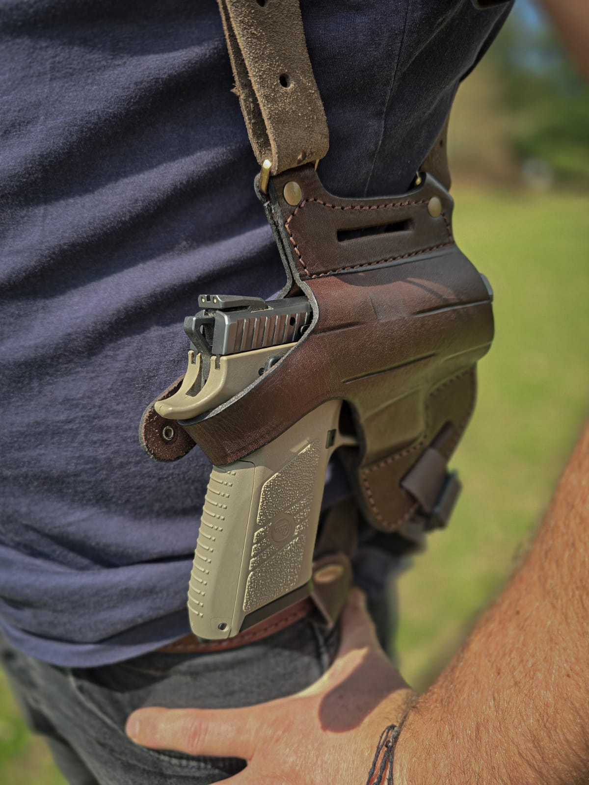 JACKASS SHOULDER HOLSTER