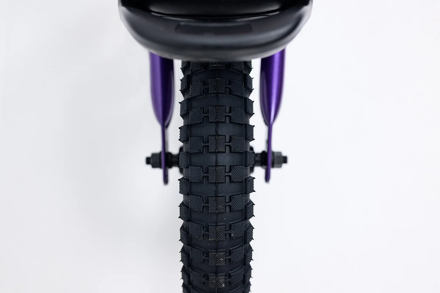 Avalanche Pebble Lite Balance Bike Girls 12 inch PURPLE/RED