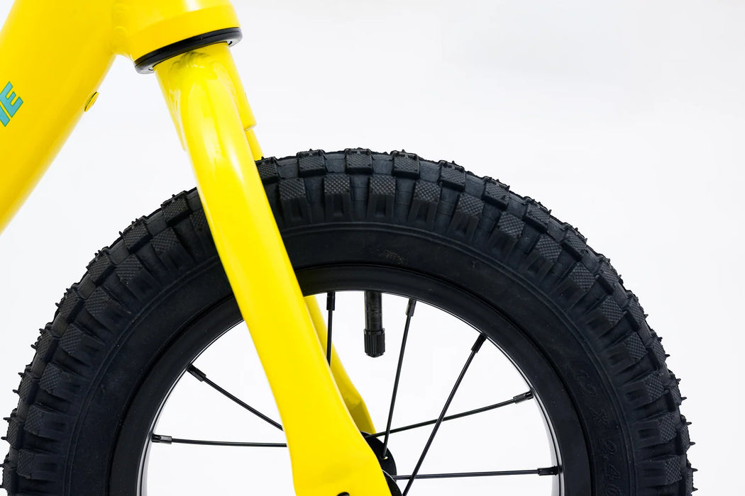 Avalanche Pebble Lite Balance Bike Boys 12 inch YELLOW/AQUA