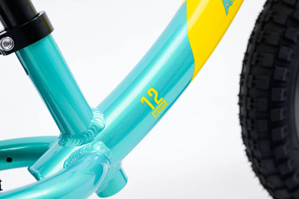 Avalanche Pebble Lite Balance Bike Boys 12 inch YELLOW/AQUA