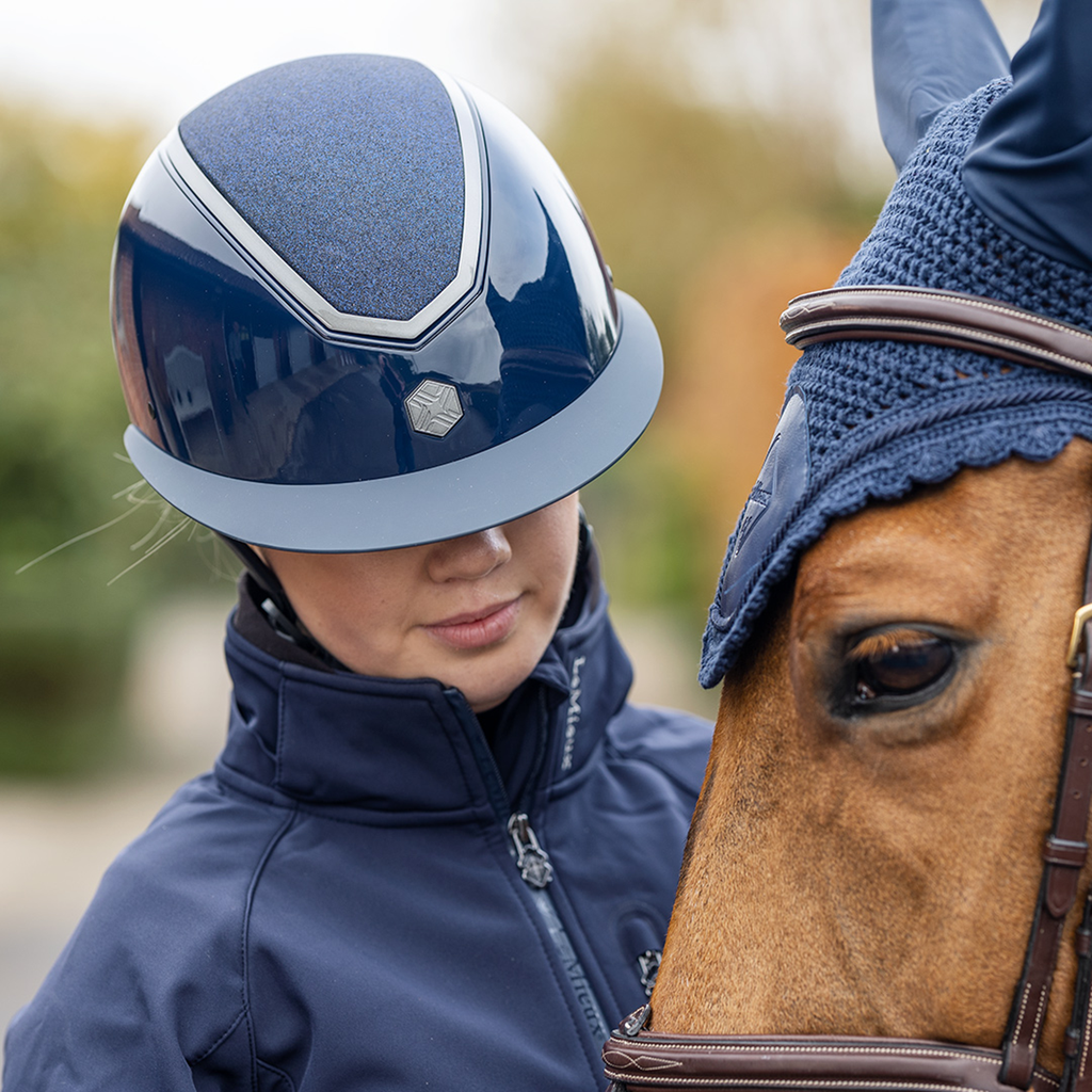 Charles Owen Kylo Sparkly Helmet with MIPS - Wide Peak Black Gloss