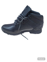 Boot black urban art crocco 24