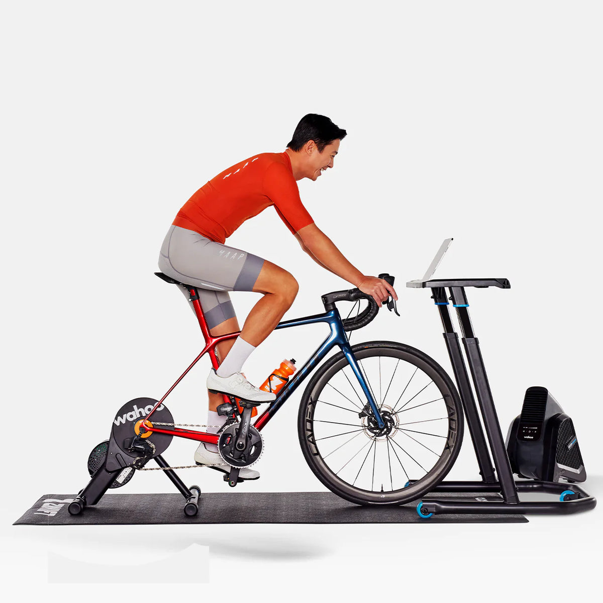 WAHOO KICKR CORE ZWIFT One Indoor Trainer