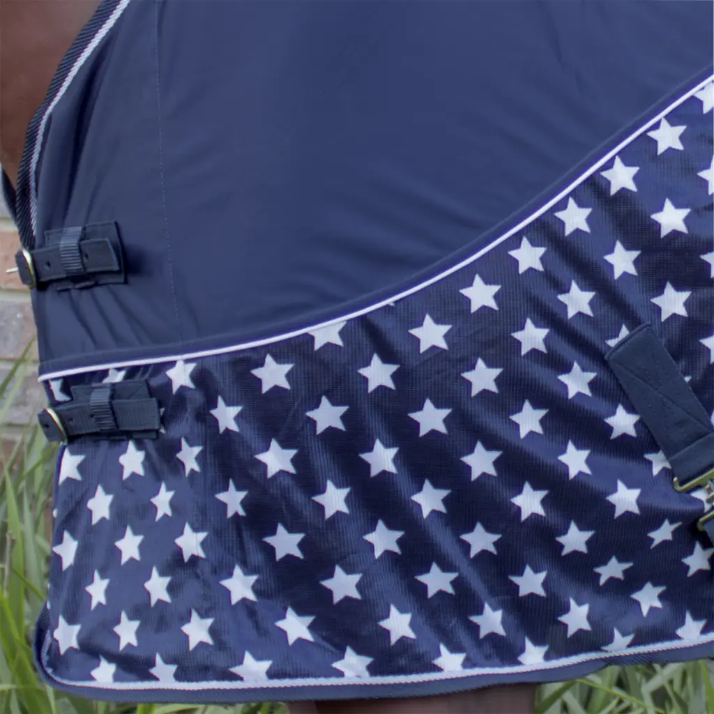 Mesh Sport Cooler Blanket with Stars