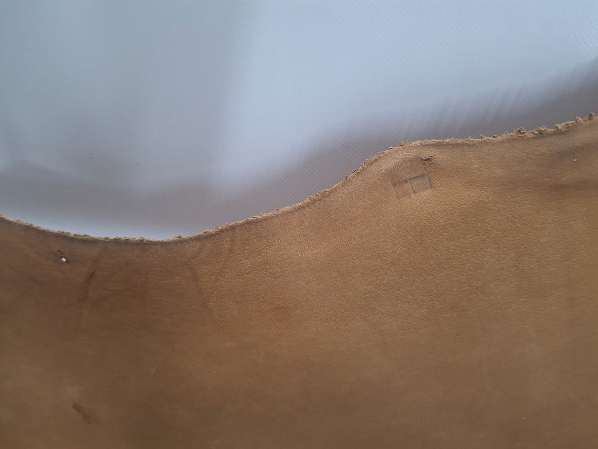 Leather bellies veg tan natural : substance range: 1.3 to 3 mm