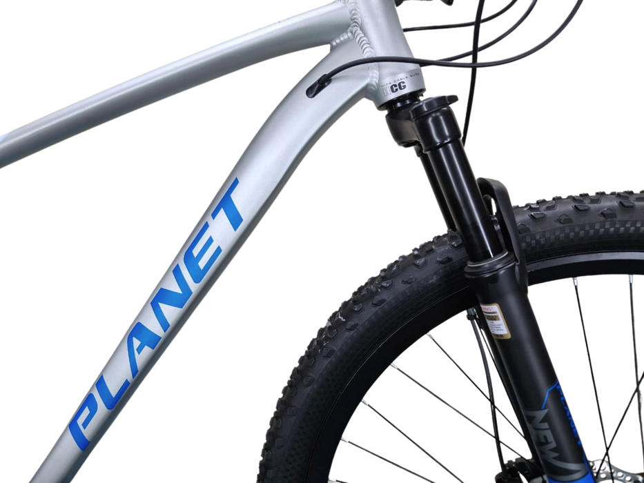 Bicycle Planet 29 inch medium frame  8x2 gears hydraulic brakes