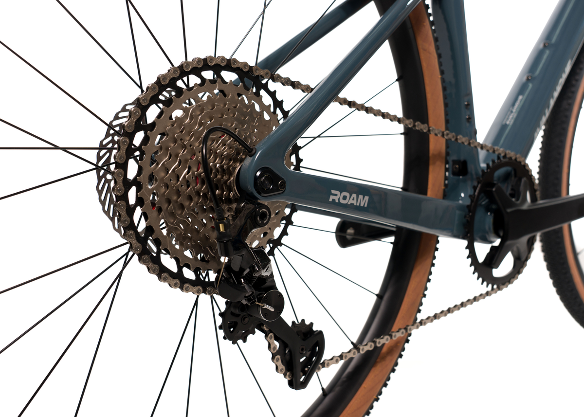 Avalanche Roam Carbon Gravel Bike Grey/Black