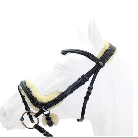 Bridle - Capriole Iivy with fur and with Suregrip reins