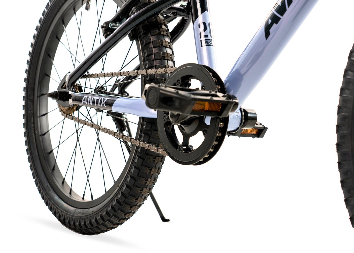 AVALANCHE ANTIX 20" BOYS SILVER/BLACK BLUE. Size: 20".