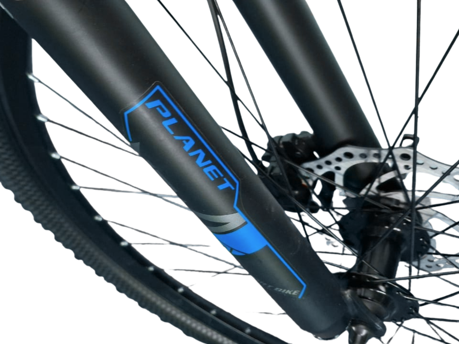 Bicycle Planet 29 inch medium frame  8x2 gears hydraulic brakes