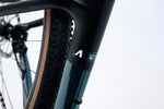 Avalanche ROAM CARBON GRAVEL BIKE BLK/ GREEN