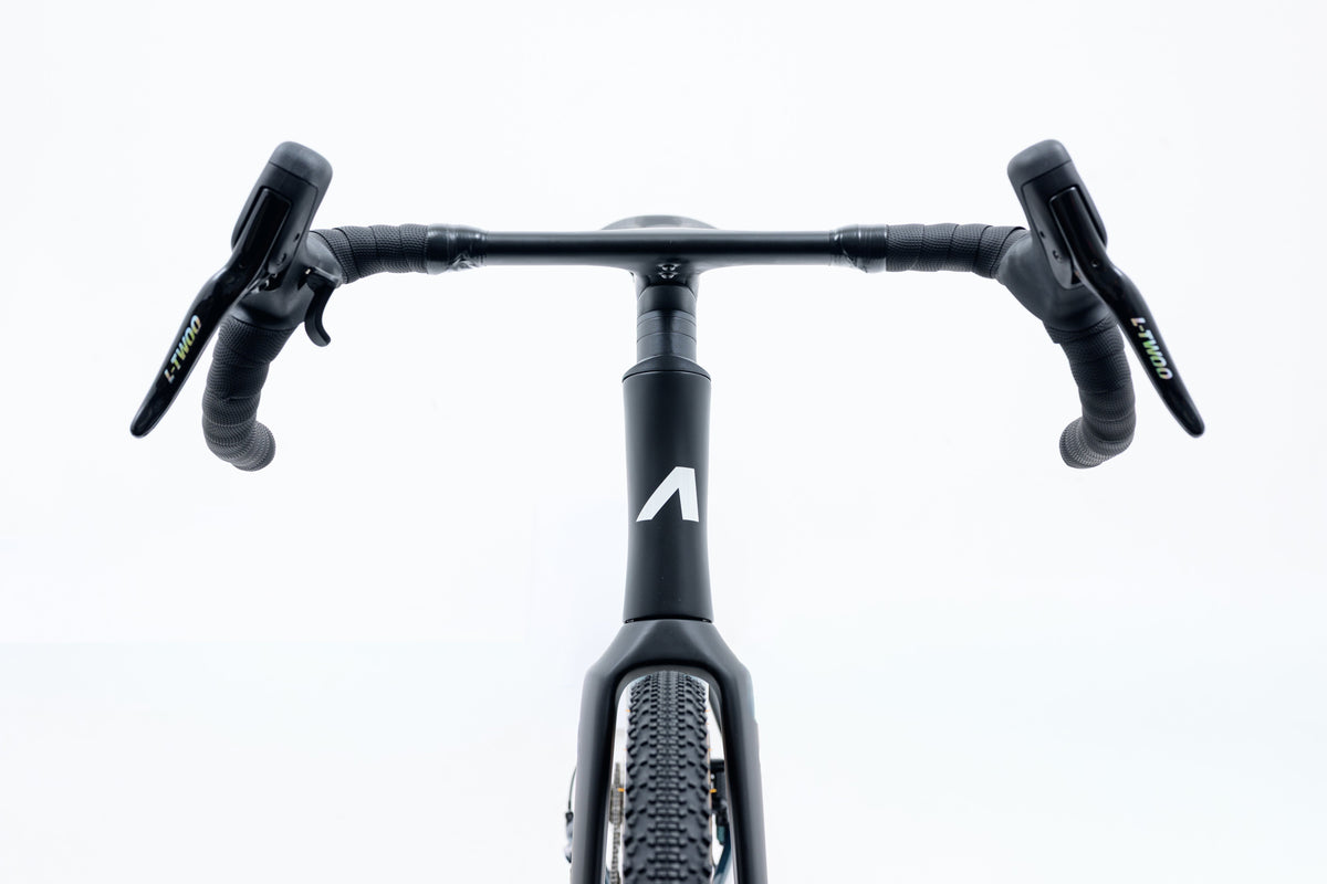 Avalanche ROAM CARBON GRAVEL BIKE BLK/ GREEN