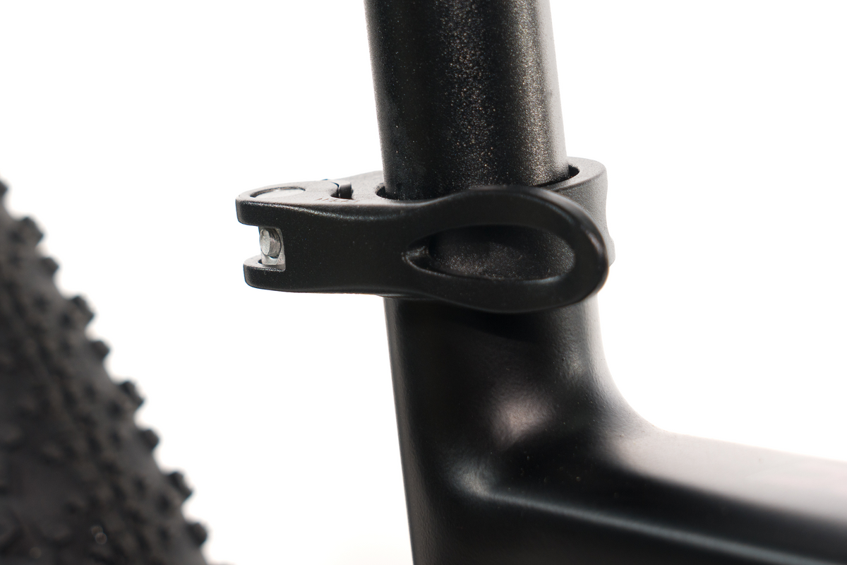 Avalanche Dust Gravel Bike Matte Black